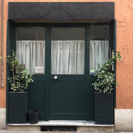 Bed and Breakfast Residenza Fiori Di Grano Милан Экстерьер фото